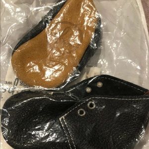 NIB Mon Petit Black Handmade Leather Oxford Size 5